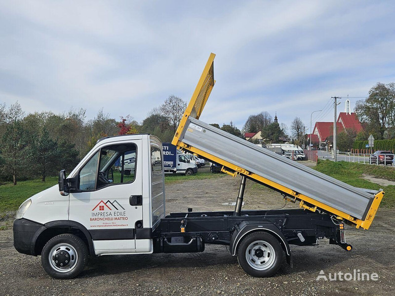 Iveco Daily 35c-15 3 way tipper - Dostavno vozilo kiper: slika 4 Iveco Daily 35c-15 3 way tipper - Dostavno vozilo kiper: slika 4
