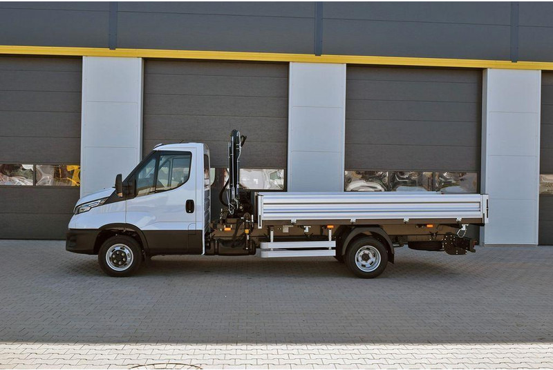 Iveco Daily 50C21H 3 way tipper + crane Hiab T-CLX 029 - Istovarivač, Kamion sa dizalicom: slika 1 Iveco Daily 50C21H 3 way tipper + crane Hiab T-CLX 029 - Istovarivač, Kamion sa dizalicom: slika 1