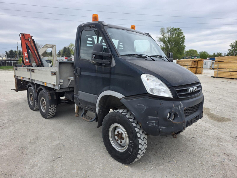 Iveco Daily 55 S 18 4x4 + Veldhuizen Palfinger PK3300 Clixtar - Dostavno vozilo s ravnom platformom: slika 3 Iveco Daily 55 S 18 4x4 + Veldhuizen Palfinger PK3300 Clixtar - Dostavno vozilo s ravnom platformom: slika 3