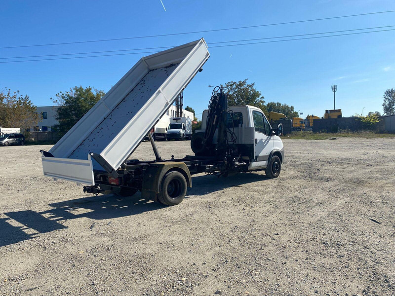 Iveco Daily 65 C 18 - 3 sided Tipper + HIAB 033T Crane - Dostavno vozilo kiper: slika 5 Iveco Daily 65 C 18 - 3 sided Tipper + HIAB 033T Crane - Dostavno vozilo kiper: slika 5