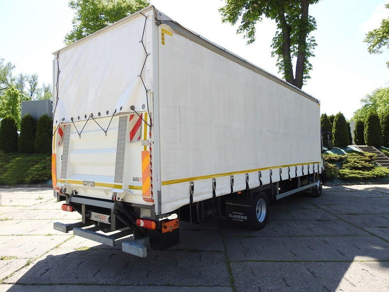 Iveco EUROCARGO 120 - 220 PLANDEKA WINDA 20 PALET AUTOMAT KLIMATYZACJA - Kamion sa zatvorenim sandukom: slika 3 Iveco EUROCARGO 120 - 220 PLANDEKA WINDA 20 PALET AUTOMAT KLIMATYZACJA - Kamion sa zatvorenim sandukom: slika 3
