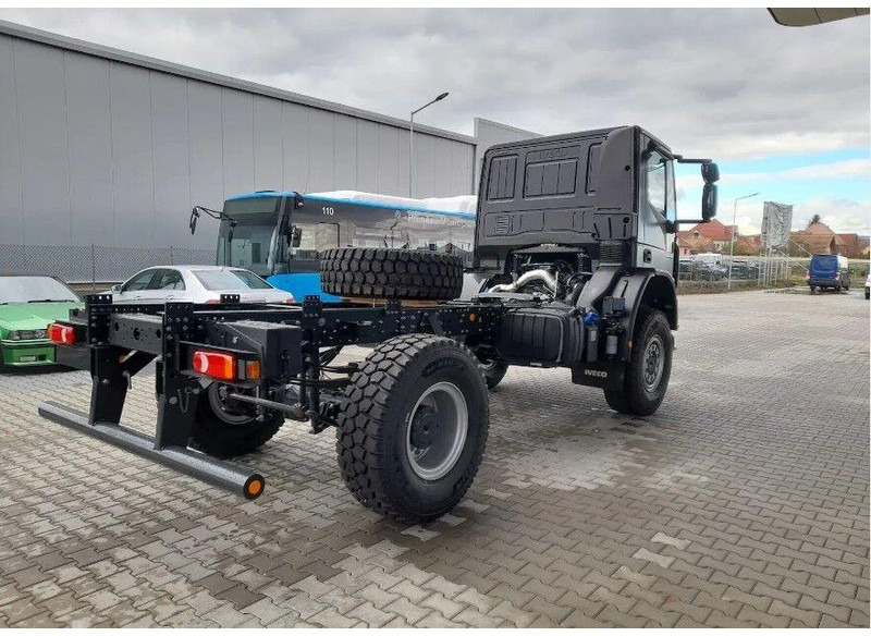 Iveco EuroCargo ML150E28WS - Kamion sa golom šasijom i zatvorenom kabinom: slika 5 Iveco EuroCargo ML150E28WS - Kamion sa golom šasijom i zatvorenom kabinom: slika 5