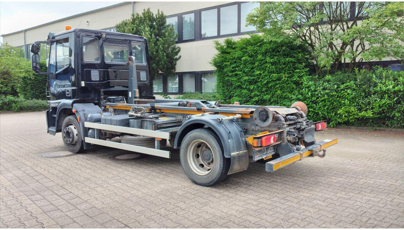 Iveco Eurocargo 120E25 - Kamion sa tovarnim sandukom, Kamion sa dizalicom: slika 5 Iveco Eurocargo 120E25 - Kamion sa tovarnim sandukom, Kamion sa dizalicom: slika 5