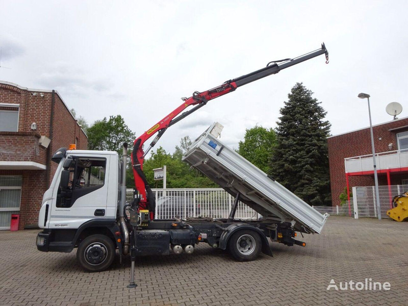 Iveco Eurocargo 80-220 Tipper + crane - Istovarivač, Kamion sa dizalicom: slika 2 Iveco Eurocargo 80-220 Tipper + crane - Istovarivač, Kamion sa dizalicom: slika 2