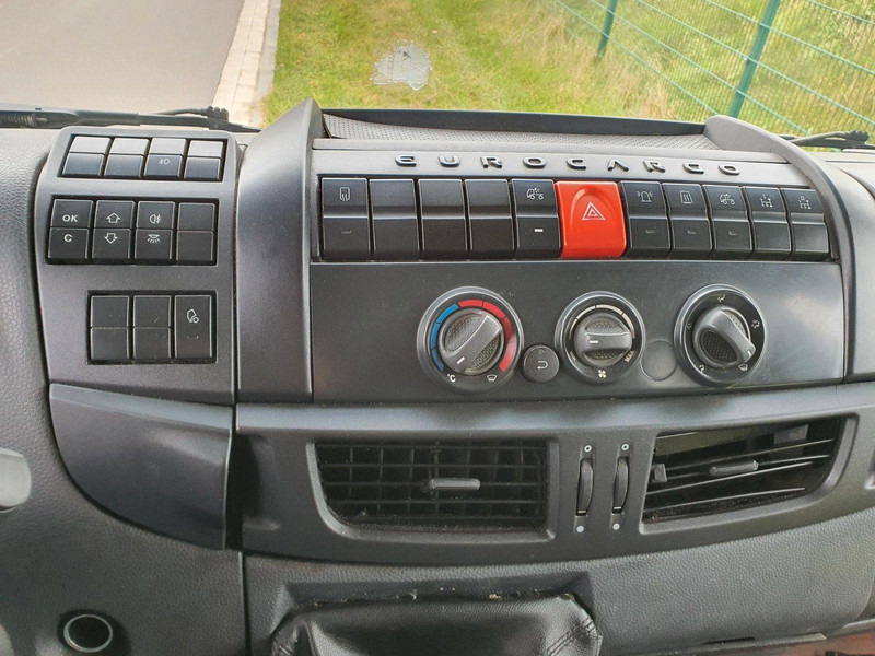 Kamion sa golom šasijom i zatvorenom kabinom Iveco Eurocargo 80E19 " Doka chassis: slika 8