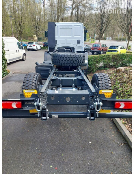 Iveco ML 150E24WS 4x4 - Kamion sa golom šasijom i zatvorenom kabinom: slika 4 Iveco ML 150E24WS 4x4 - Kamion sa golom šasijom i zatvorenom kabinom: slika 4