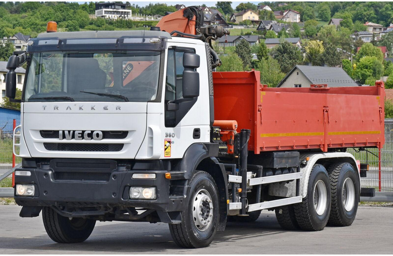Iveco TRAKKER 360 * KIPPER 5,60 m * PK 15500 + FUNK * 6x4 - Istovarivač, Kamion sa dizalicom: slika 4 Iveco TRAKKER 360 * KIPPER 5,60 m * PK 15500 + FUNK * 6x4 - Istovarivač, Kamion sa dizalicom: slika 4