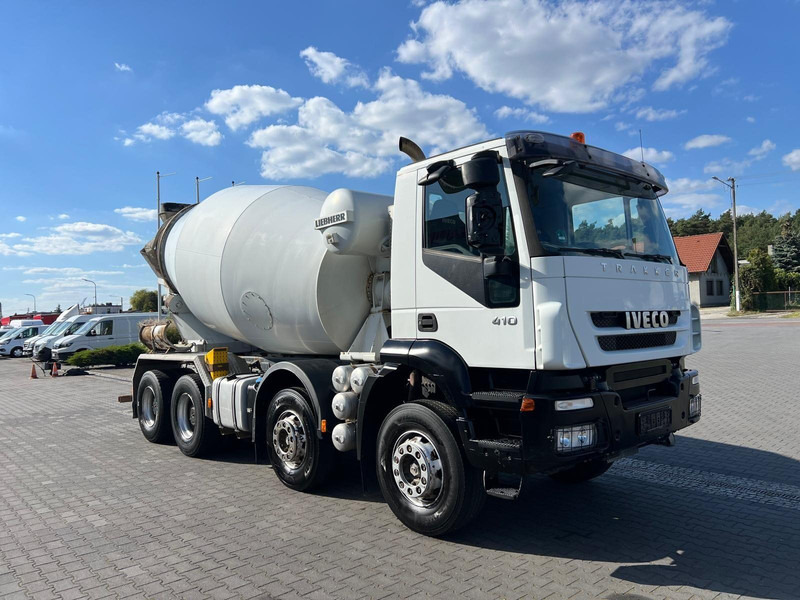 Iveco Trakker 410 CONCRETE MIXER LIEBHERR 904 9m³ - Mikser za beton: slika 5 Iveco Trakker 410 CONCRETE MIXER LIEBHERR 904 9m³ - Mikser za beton: slika 5
