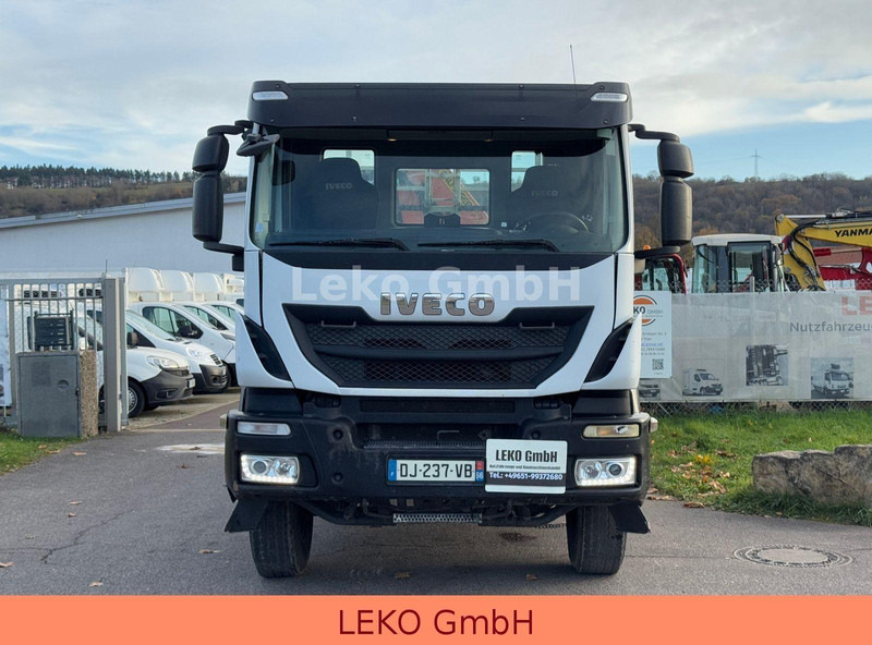 Iveco Trakker 450 Mit Kran( Palfinger PK 22002 .EH) - Kamion sa tovarnim sandukom, Kamion sa dizalicom: slika 3 Iveco Trakker 450 Mit Kran( Palfinger PK 22002 .EH) - Kamion sa tovarnim sandukom, Kamion sa dizalicom: slika 3