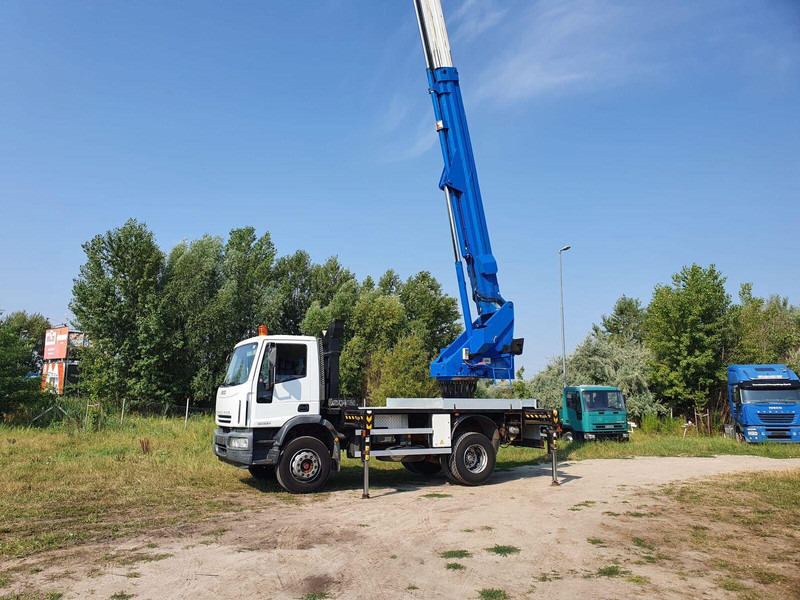 Iveco Eurocargo ML 180 E 24 - Bizocchi KJF 320 lifting basket 32 m - Kamion, Kamion sa dizalicom: slika 2 Iveco Eurocargo ML 180 E 24 - Bizocchi KJF 320 lifting basket 32 m - Kamion, Kamion sa dizalicom: slika 2