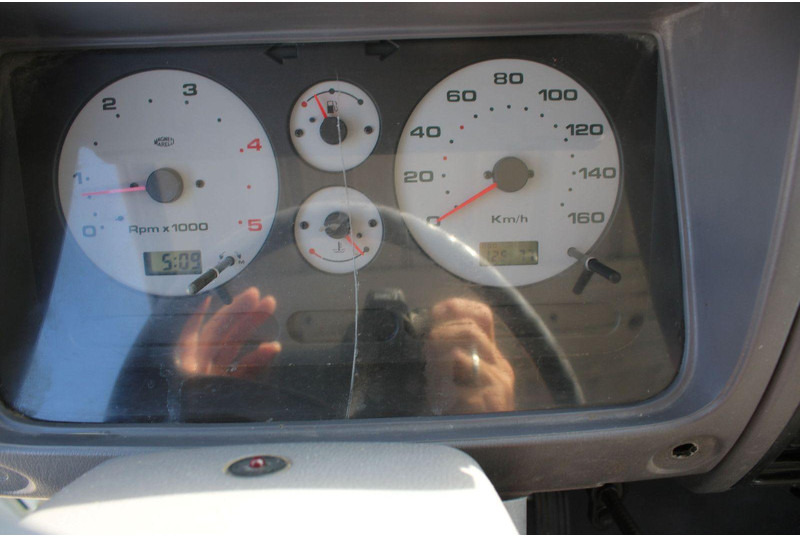 Kamion, Kamion sa dizalicom Nissan Cabstar E 120 Sequani Z20 - 20 meter: slika 18