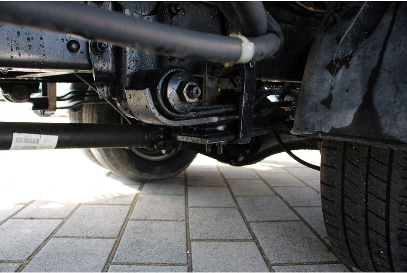 Kamion, Kamion sa dizalicom Nissan Cabstar E 120 Sequani Z20 - 20 meter: slika 13