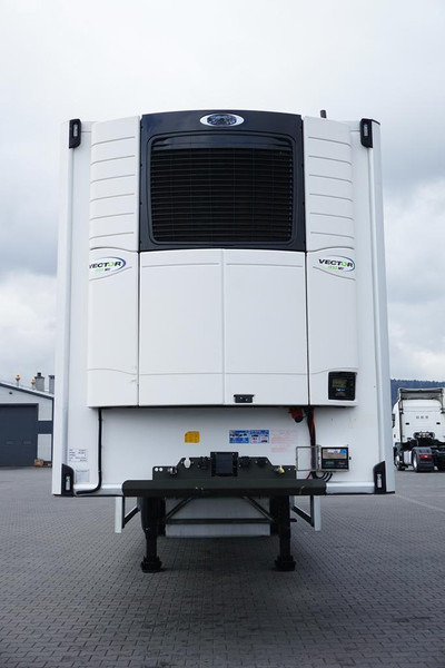 Poluprikolica hladnjače LAMBERET CHŁODNIA / CARRIER 1950 / MULTITEMPERATURA / OŚ PODNOSZONA: slika 7 Poluprikolica hladnjače LAMBERET CHŁODNIA / CARRIER 1950 / MULTITEMPERATURA / OŚ PODNOSZONA: slika 7