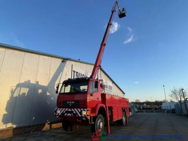 MAN 18.280 4x4 - Fire truck+lifting basket - Vatrogasni kamion: slika 1 MAN 18.280 4x4 - Fire truck+lifting basket - Vatrogasni kamion: slika 1