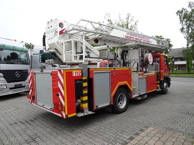 MAN 18.284 L2000 - Fire truck+ladder lift - Vatrogasni kamion: slika 5 MAN 18.284 L2000 - Fire truck+ladder lift - Vatrogasni kamion: slika 5