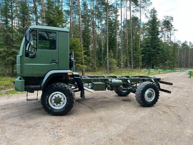 MAN 4x4 OFF ROAD CAMPER CHASSIS RAILY - Kamion sa golom šasijom i zatvorenom kabinom: slika 3 MAN 4x4 OFF ROAD CAMPER CHASSIS RAILY - Kamion sa golom šasijom i zatvorenom kabinom: slika 3