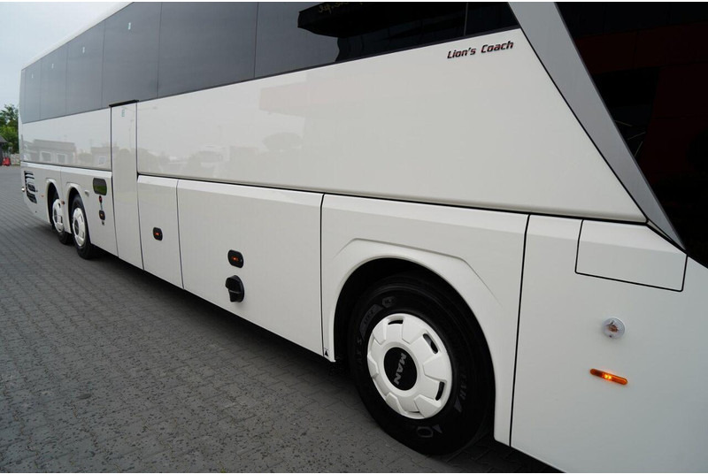 Lizing MAN LIONS COACH R08 MAN LIONS COACH R08: slika 13 Lizing MAN LIONS COACH R08 MAN LIONS COACH R08: slika 13