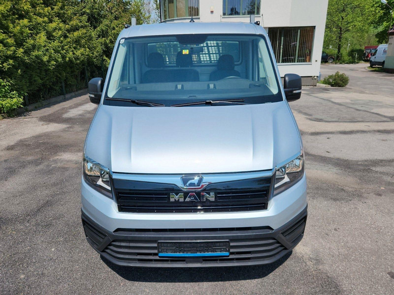 MAN TGE 4x4 Flatbed - Dostavno vozilo s ravnom platformom: slika 2 MAN TGE 4x4 Flatbed - Dostavno vozilo s ravnom platformom: slika 2