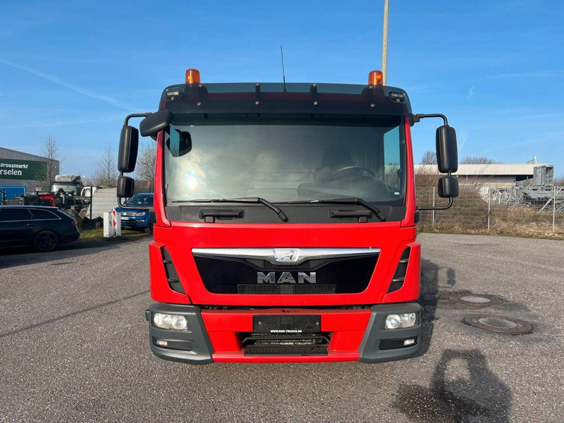 MAN TGL 10.180 Suction & pressure & rinsing truck - Vakuumska cisterna: slika 2 MAN TGL 10.180 Suction & pressure & rinsing truck - Vakuumska cisterna: slika 2