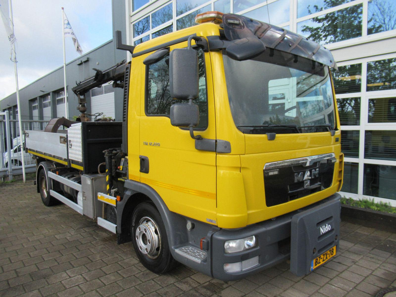 MAN TGL 12.220 4x2 EEV 3-Z. W. Kipper + Palfinger Kr - Kamion sa tovarnim sandukom, Kamion sa dizalicom: slika 1 MAN TGL 12.220 4x2 EEV 3-Z. W. Kipper + Palfinger Kr - Kamion sa tovarnim sandukom, Kamion sa dizalicom: slika 1