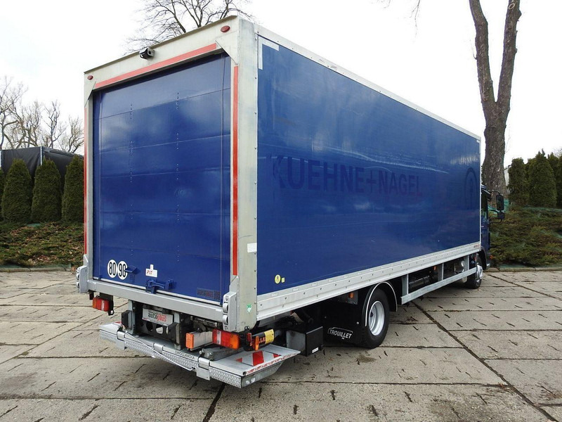 MAN TGL 12.220 KONTENER WINDA 18 PALET TEMPOMAT KLIMATYZACJA PNEUMAT - Kamion sa zatvorenim sandukom: slika 3 MAN TGL 12.220 KONTENER WINDA 18 PALET TEMPOMAT KLIMATYZACJA PNEUMAT - Kamion sa zatvorenim sandukom: slika 3