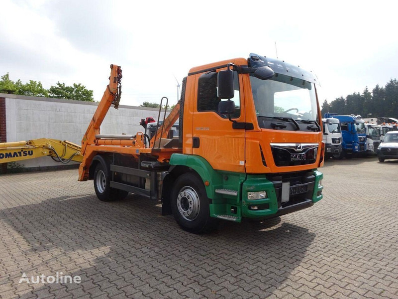 MAN TGM 18.340 Meiller AK12 MT Skip Loader - Kamion za utovaranje kontejnera: slika 2 MAN TGM 18.340 Meiller AK12 MT Skip Loader - Kamion za utovaranje kontejnera: slika 2