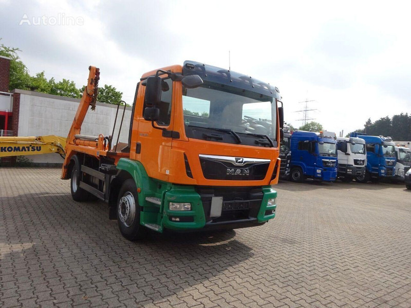 MAN TGM 18.340 Skip loader - Kamion za utovaranje kontejnera: slika 4 MAN TGM 18.340 Skip loader - Kamion za utovaranje kontejnera: slika 4