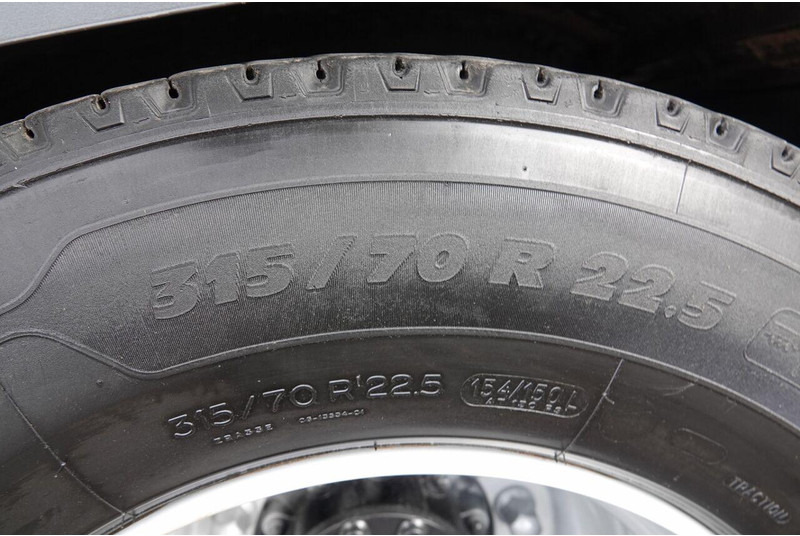 Hladnjača MAN TGS 26.360 / 6x2 / CHŁODNIA -8,2 M / AGREGAT CARRIER SUPRA 850 /: slika 18