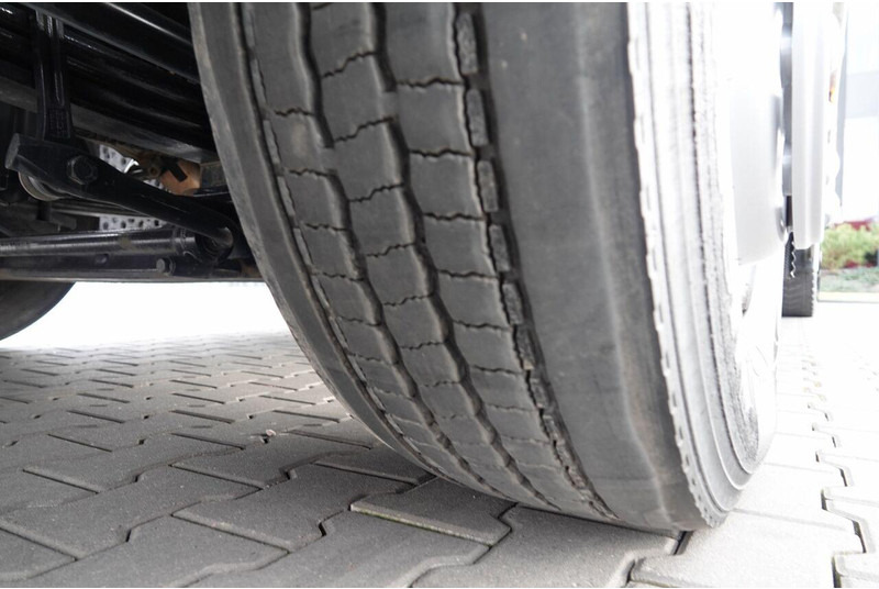 Hladnjača MAN TGS 26.360 / 6x2 / CHŁODNIA -8,2 M / AGREGAT CARRIER SUPRA 850 /: slika 14