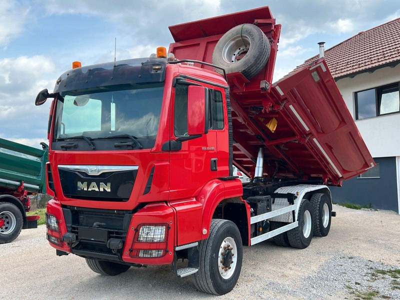 MAN TGS 33.480 6x6 B Tipper - Istovarivač: slika 4 MAN TGS 33.480 6x6 B Tipper - Istovarivač: slika 4