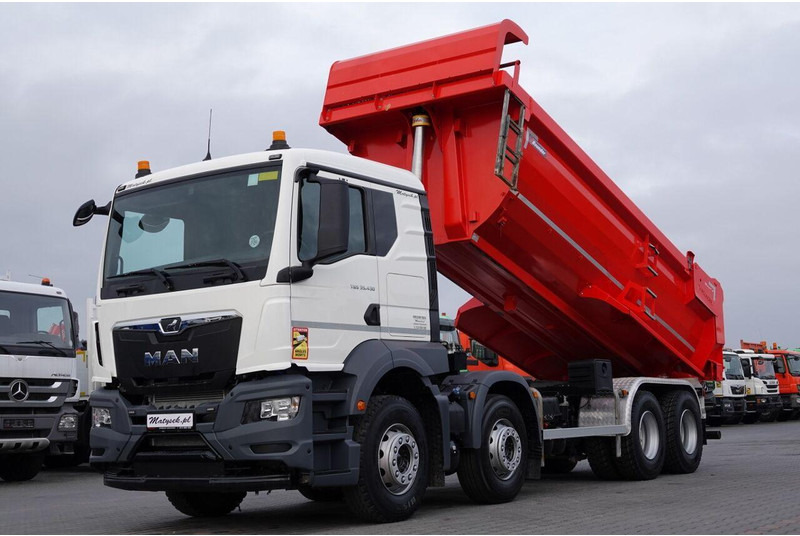 MAN TGS 35.430 / 8X4 / WYWROTKA TYLNOZSYPOWA / HYDROKLAPA / OPONY 10 - Istovarivač: slika 1 MAN TGS 35.430 / 8X4 / WYWROTKA TYLNOZSYPOWA / HYDROKLAPA / OPONY 10 - Istovarivač: slika 1