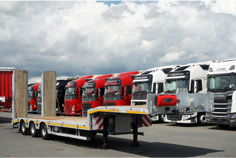 Max Trailer NACZEPA LAWETA / NISKOPODWOZIOWA / 12,35 M / NAJAZDY HYDRAULICZN - Niska poluprikolica za prevoz: slika 1 Max Trailer NACZEPA LAWETA / NISKOPODWOZIOWA / 12,35 M / NAJAZDY HYDRAULICZN - Niska poluprikolica za prevoz: slika 1