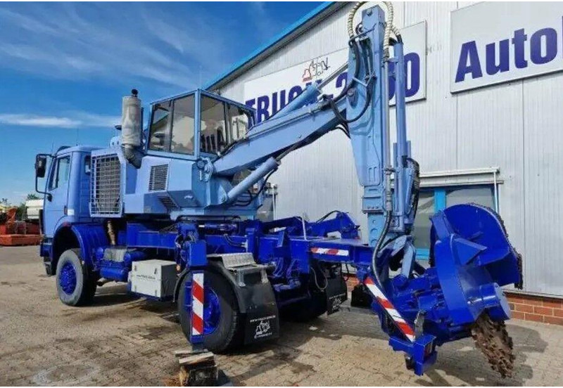 Mercedes-Benz 1831 4x4 Betonvágó - Mašina za asfalt: slika 2 Mercedes-Benz 1831 4x4 Betonvágó - Mašina za asfalt: slika 2