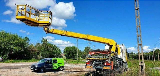 Mercedes-Benz 3344 SRT SCHÖRLING Road Rail Railway Zweiweg - Vazdušna platforma montirana na kamion: slika 2 Mercedes-Benz 3344 SRT SCHÖRLING Road Rail Railway Zweiweg - Vazdušna platforma montirana na kamion: slika 2