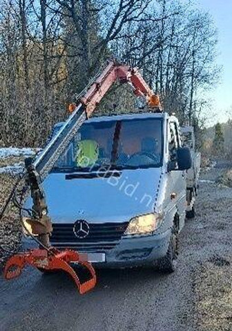 Mercedes-Benz 413 - Doka tipper+crane with gripper - Istovarivač, Kamion sa dizalicom: slika 1 Mercedes-Benz 413 - Doka tipper+crane with gripper - Istovarivač, Kamion sa dizalicom: slika 1