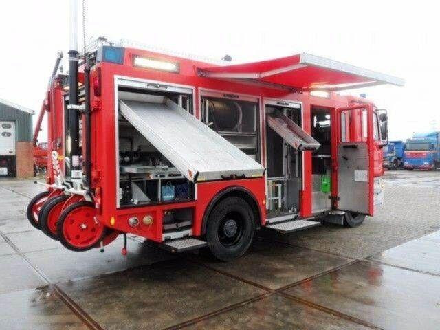 Mercedes-Benz ACTROS 1835 Feuerwehr 2080 L Fire Unit !! - Vatrogasni kamion: slika 3 Mercedes-Benz ACTROS 1835 Feuerwehr 2080 L Fire Unit !! - Vatrogasni kamion: slika 3
