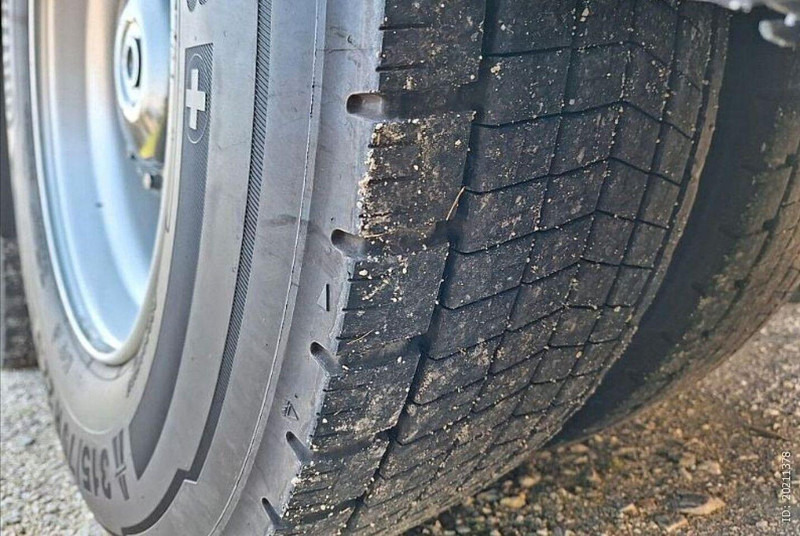 Lizing Mercedes-Benz ACTROS 2641 6x2 Crane PALFINGER PK 36002 Mercedes-Benz ACTROS 2641 6x2 Crane PALFINGER PK 36002: slika 8 Lizing Mercedes-Benz ACTROS 2641 6x2 Crane PALFINGER PK 36002 Mercedes-Benz ACTROS 2641 6x2 Crane PALFINGER PK 36002: slika 8