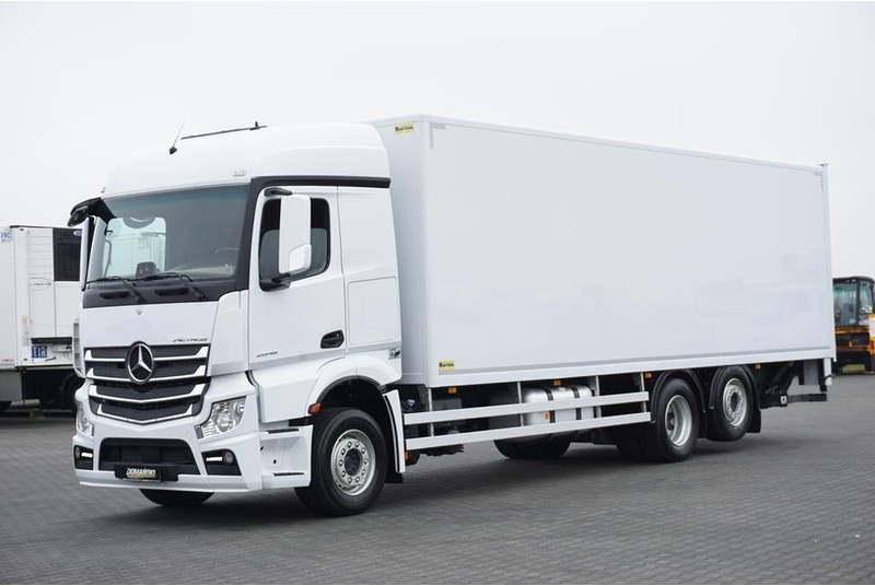 Mercedes-Benz ACTROS / 2645 / E 6 / KONTENER + WINDA / 22 PALETY / ŁAD. 13 467 - Kamion sa zatvorenim sandukom: slika 2 Mercedes-Benz ACTROS / 2645 / E 6 / KONTENER + WINDA / 22 PALETY / ŁAD. 13 467 - Kamion sa zatvorenim sandukom: slika 2
