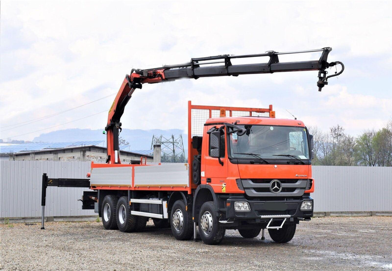 Mercedes-Benz ACTROS 3241 - Kamion sa tovarnim sandukom, Kamion sa dizalicom: slika 1 Mercedes-Benz ACTROS 3241 - Kamion sa tovarnim sandukom, Kamion sa dizalicom: slika 1