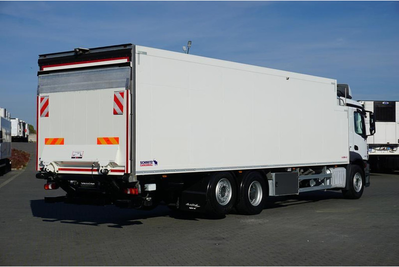 Mercedes-Benz ANTOS / 2535 / EURO 6 / CHŁODNIA + WINDA / 23 PALETY / OŚ SKRĘTN - Hladnjača: slika 5 Mercedes-Benz ANTOS / 2535 / EURO 6 / CHŁODNIA + WINDA / 23 PALETY / OŚ SKRĘTN - Hladnjača: slika 5