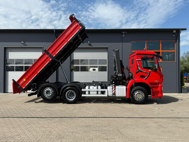 Mercedes-Benz AROCS 2532 // E6 // wywrotka 3-Stronna + HIAB HIDUO 158 B-2 // 6 - Istovarivač, Kamion sa dizalicom: slika 2 Mercedes-Benz AROCS 2532 // E6 // wywrotka 3-Stronna + HIAB HIDUO 158 B-2 // 6 - Istovarivač, Kamion sa dizalicom: slika 2