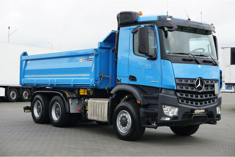 Mercedes-Benz AROCS / 2545 / E 6 / WYWROTKA / 6 X 6 / HYDROBURTA - Istovarivač: slika 3 Mercedes-Benz AROCS / 2545 / E 6 / WYWROTKA / 6 X 6 / HYDROBURTA - Istovarivač: slika 3