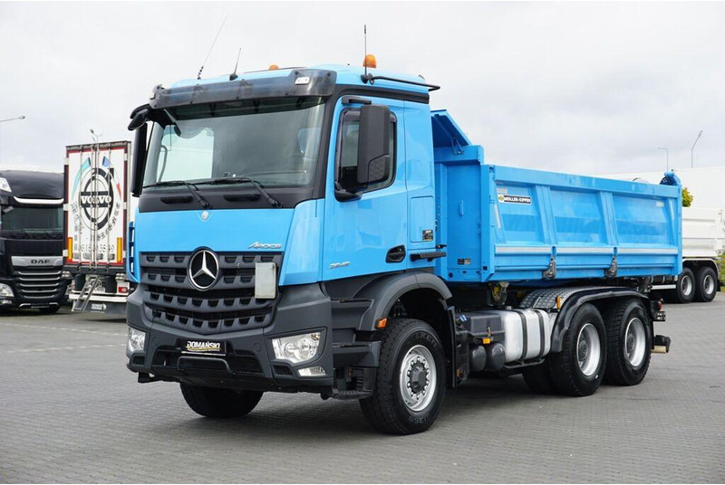 Mercedes-Benz AROCS / 2545 / E 6 / WYWROTKA / 6 X 6 / HYDROBURTA - Istovarivač: slika 2 Mercedes-Benz AROCS / 2545 / E 6 / WYWROTKA / 6 X 6 / HYDROBURTA - Istovarivač: slika 2