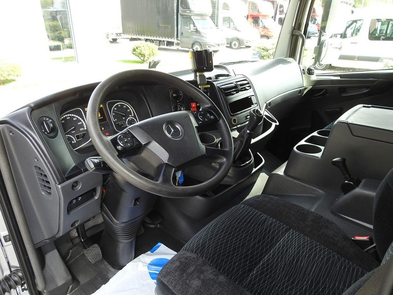 Mercedes-Benz ATEGO 1221 PLANDEKA WINDA 16 PALET WEBASTO KLIMATYZACJA PNEUMATY - Kamion sa ceradom: slika 2 Mercedes-Benz ATEGO 1221 PLANDEKA WINDA 16 PALET WEBASTO KLIMATYZACJA PNEUMATY - Kamion sa ceradom: slika 2