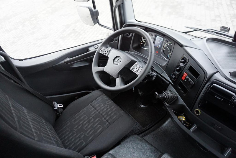 Kamion sa golom šasijom i zatvorenom kabinom Mercedes-Benz ATEGO / 1523 / ACC / EURO 6 / PODWOZIE DO ZABUDOWY / DŁ. 6,75 M: slika 13