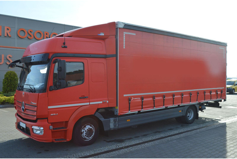 Mercedes-Benz ATEGO 824 EURO 6 1.HAND CURTAINE TILT - Kamion sa ceradom: slika 2 Mercedes-Benz ATEGO 824 EURO 6 1.HAND CURTAINE TILT - Kamion sa ceradom: slika 2