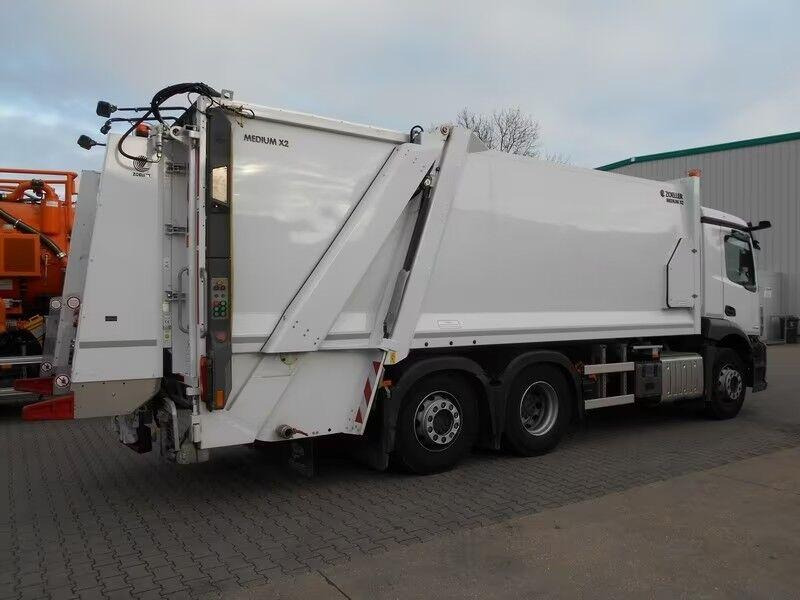 Mercedes-Benz Actros 2536 - Garbage truck - Kamion za smeće: slika 3 Mercedes-Benz Actros 2536 - Garbage truck - Kamion za smeće: slika 3