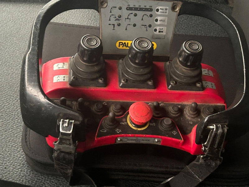 Kamion sa tovarnim sandukom, Kamion sa dizalicom Mercedes-Benz Actros 2544 Glastransporter mit Palfinger Kran: slika 13