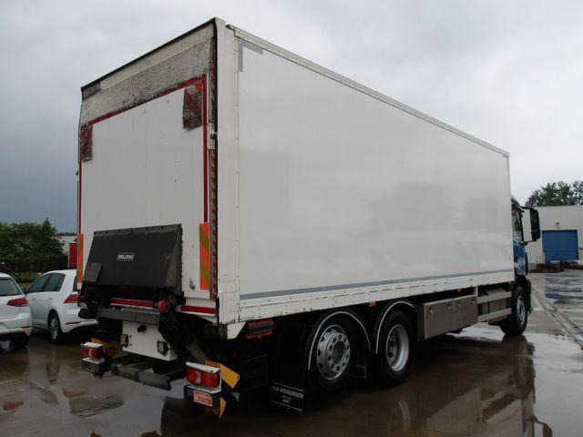 Mercedes-Benz Antos 2832 Koffer + tail lift 6x2 - Kamion sa zatvorenim sandukom: slika 4 Mercedes-Benz Antos 2832 Koffer + tail lift 6x2 - Kamion sa zatvorenim sandukom: slika 4