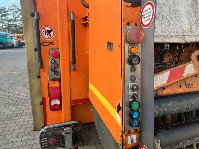 Kamion za smeće Mercedes-Benz Arocs 2533 - Garbage truck: slika 9